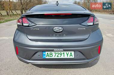 Хэтчбек Hyundai Ioniq 2019 в 