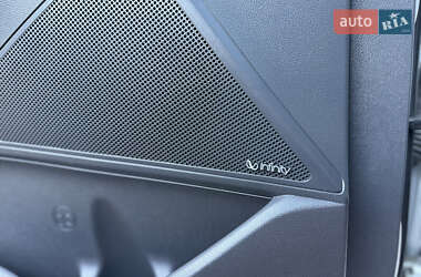 Хэтчбек Hyundai Ioniq 2018 в 