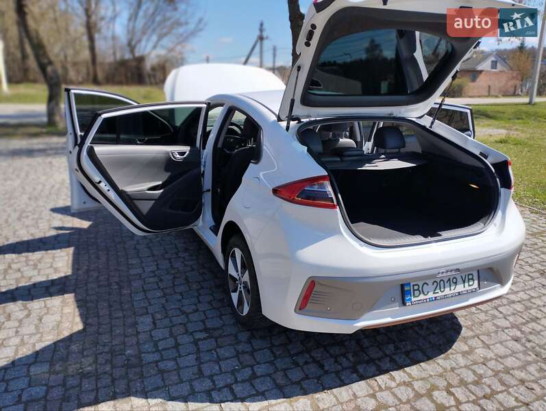 Хетчбек Hyundai Ioniq 2019 в Львові