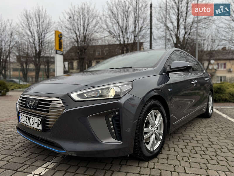 Хетчбек Hyundai Ioniq 2016 в Луцьку