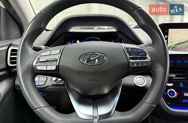 Хэтчбек Hyundai Ioniq 2019 в 