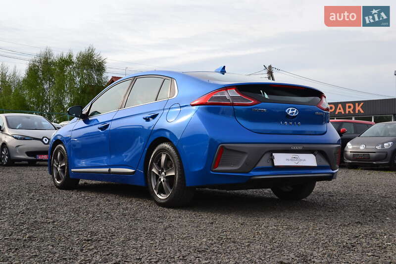 Хетчбек Hyundai Ioniq 2016 в Луцьку