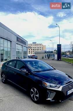 Хэтчбек Hyundai Ioniq 2017 в 