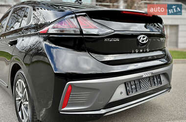 Лифтбек Hyundai Ioniq 2019 в 