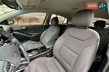 Лифтбек Hyundai Ioniq 2019 в 