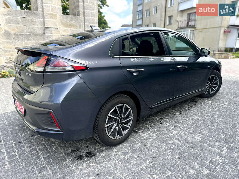 Лифтбек Hyundai Ioniq 2020 в Золочеве