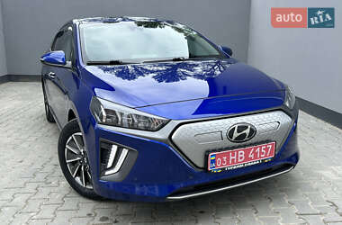 Лифтбек Hyundai Ioniq 2020 в 