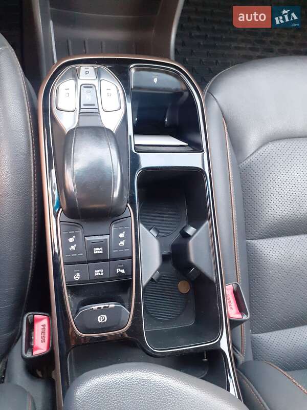 Хэтчбек Hyundai Ioniq 2018 в Владимире фото 25 Хэтчбек Hyundai Ioniq 2018 в Владимире