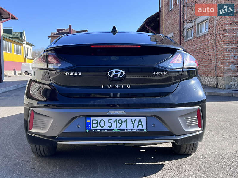 Лифтбек Hyundai Ioniq 2019 в Тернополе