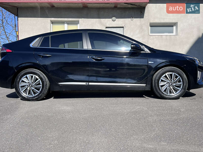 Лифтбек Hyundai Ioniq 2019 в Тернополе