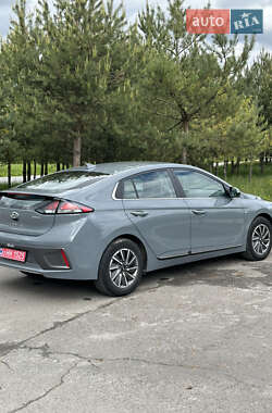Ліфтбек Hyundai Ioniq 2019 в 