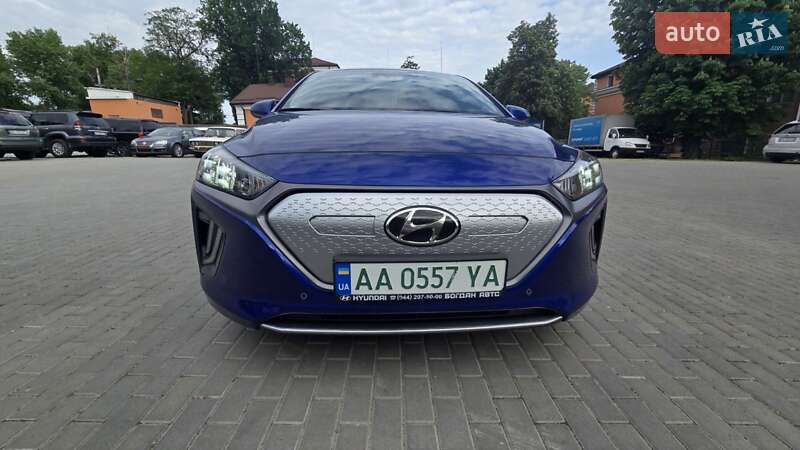 Лифтбек Hyundai Ioniq 2021 в Кропивницком