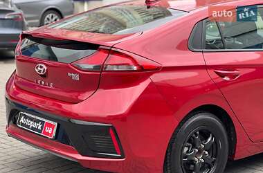 Лифтбек Hyundai Ioniq 2019 в 
