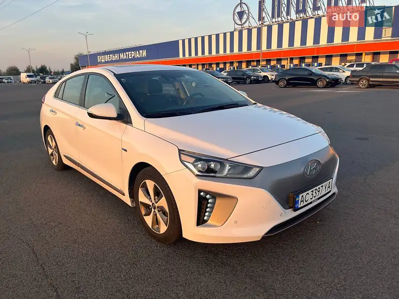 Hyundai Ioniq