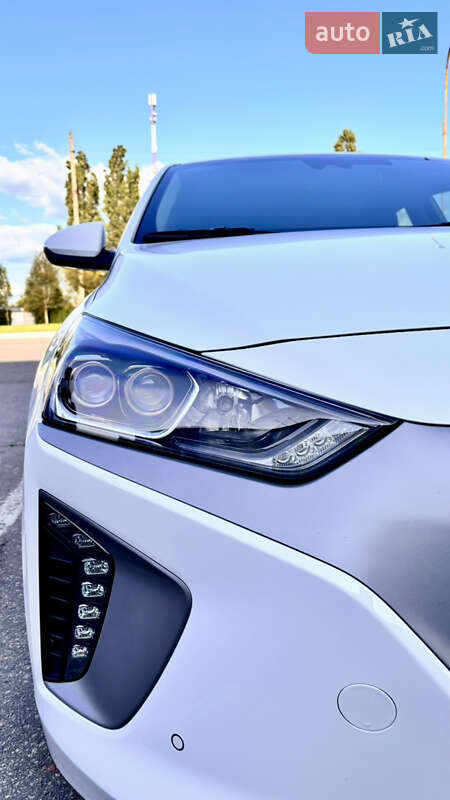 Хэтчбек Hyundai Ioniq 2018 в Кременчуге