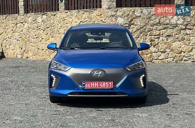 Хэтчбек Hyundai Ioniq 2017 в 