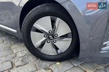 Ліфтбек Hyundai Ioniq 2020 в 