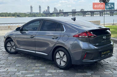 Ліфтбек Hyundai Ioniq 2020 в 