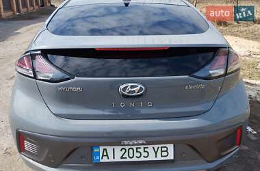 Лифтбек Hyundai Ioniq 2019 в 