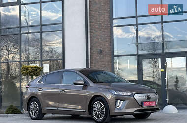 Ліфтбек Hyundai Ioniq 2020 в 