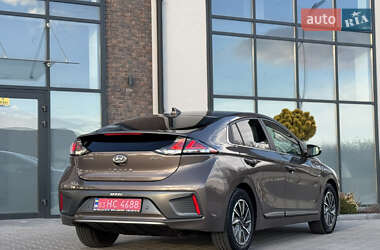 Ліфтбек Hyundai Ioniq 2020 в 