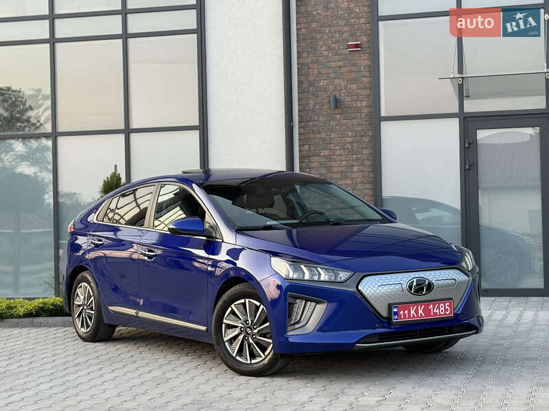 Лифтбек Hyundai Ioniq 2020 в 
