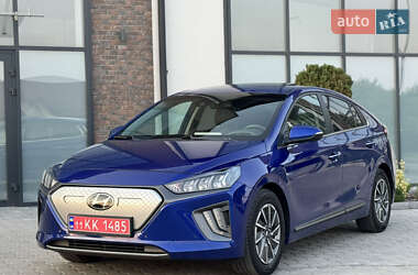 Лифтбек Hyundai Ioniq 2020 в 