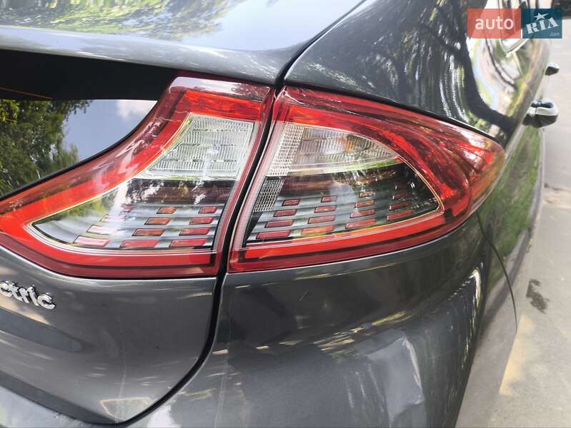 Ліфтбек Hyundai Ioniq 2019 в Мукачевому