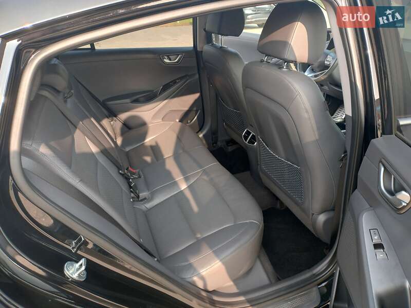 Ліфтбек Hyundai Ioniq 2019 в Володимирі