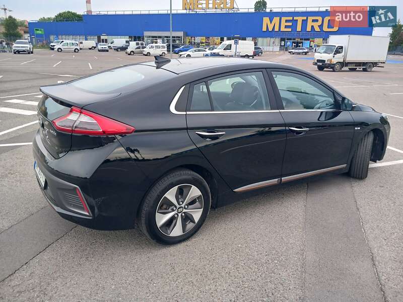 Хетчбек Hyundai Ioniq 2018 в Житомирі