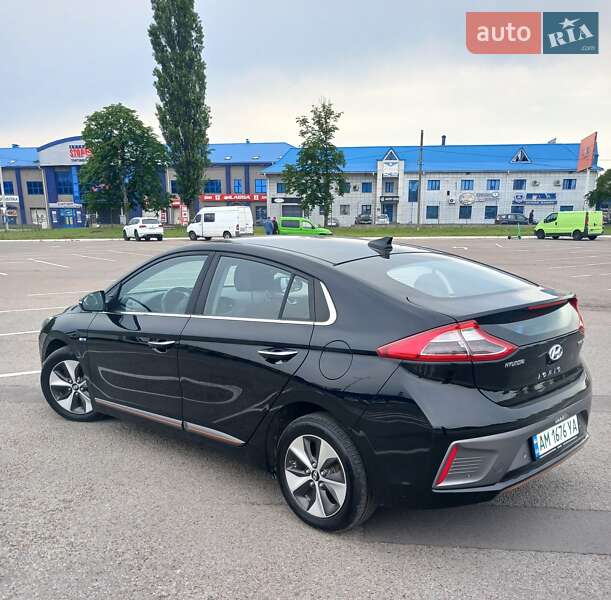 Хетчбек Hyundai Ioniq 2018 в Житомирі