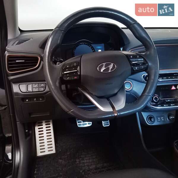 Хетчбек Hyundai Ioniq 2018 в Житомирі