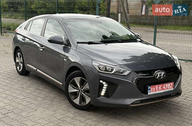 Лифтбек Hyundai Ioniq 2019 в 
