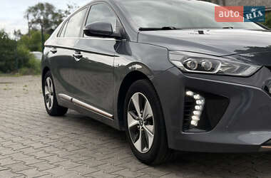 Лифтбек Hyundai Ioniq 2019 в 