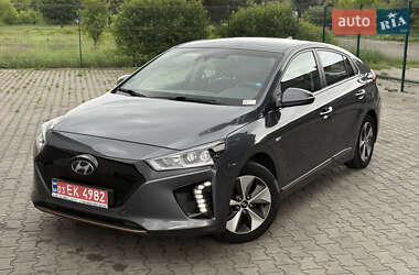 Лифтбек Hyundai Ioniq 2019 в 