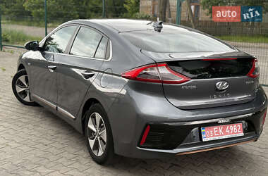 Лифтбек Hyundai Ioniq 2019 в 