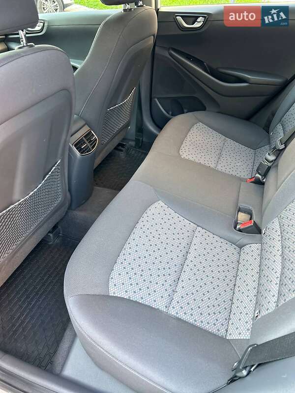 Ліфтбек Hyundai Ioniq 2019 в Стрию