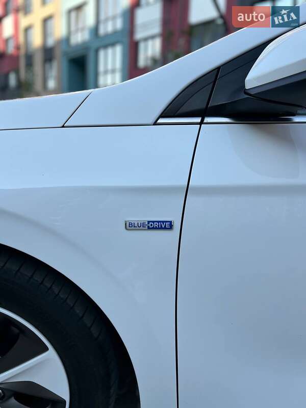 Ліфтбек Hyundai Ioniq 2019 в Стрию