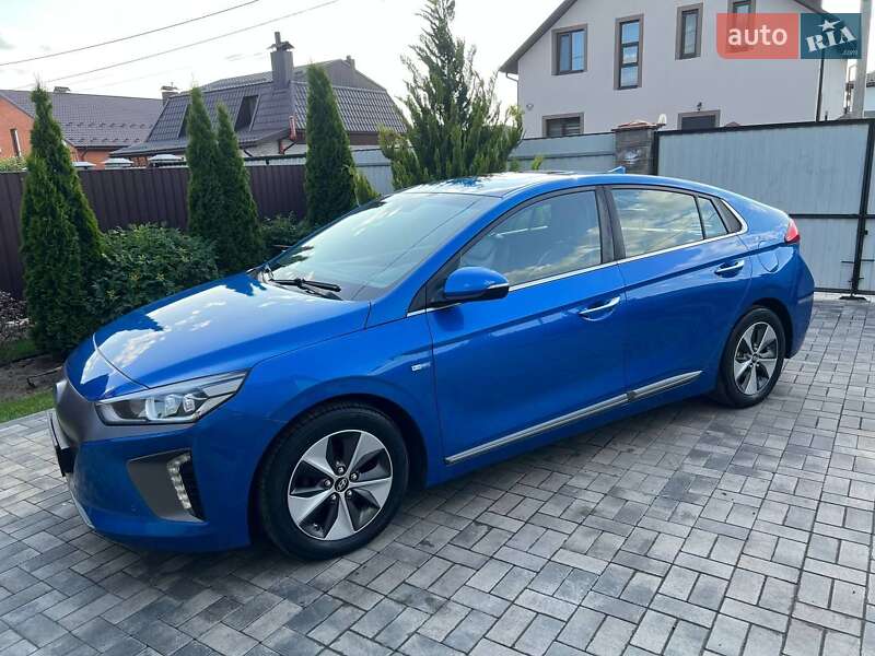 Хэтчбек Hyundai Ioniq 2016 в Виннице
