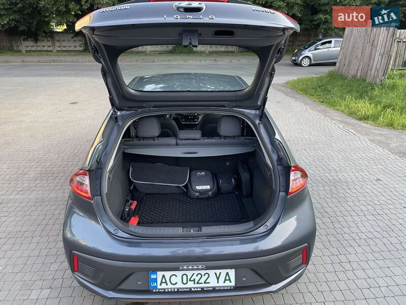 Ліфтбек Hyundai Ioniq 2019 в Луцьку