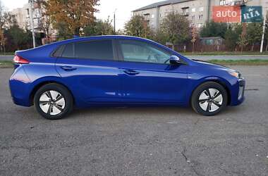 Лифтбек Hyundai Ioniq 2020 в 