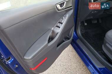 Лифтбек Hyundai Ioniq 2020 в 