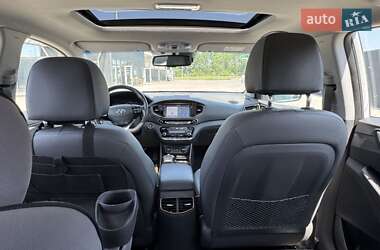 Хэтчбек Hyundai Ioniq 2016 в Виннице