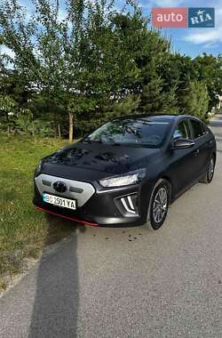 Лифтбек Hyundai Ioniq 2019 в 