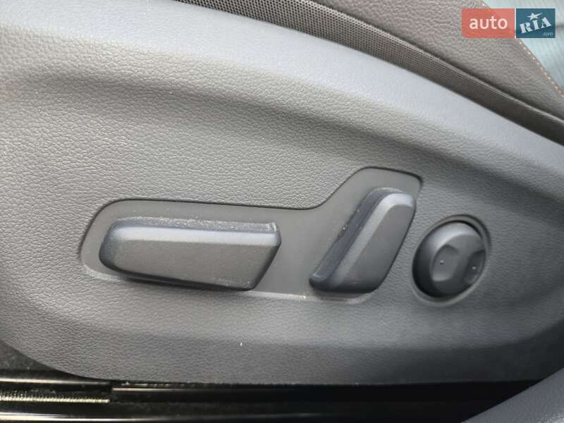 Ліфтбек Hyundai Ioniq 2019 в Києві
