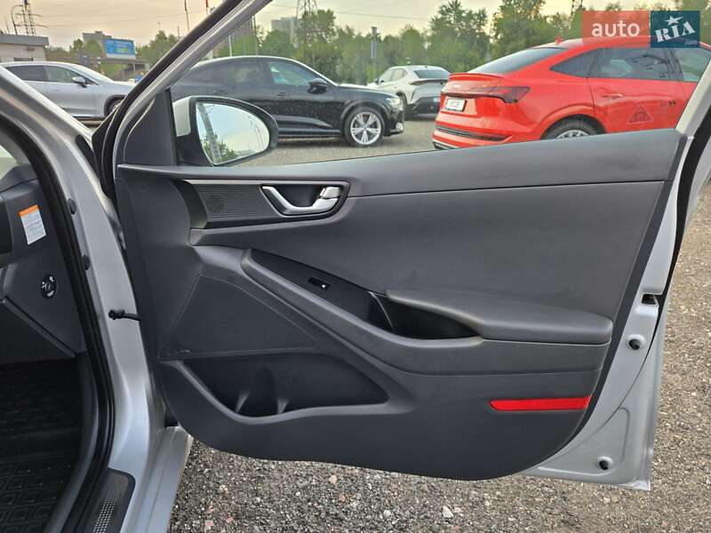Ліфтбек Hyundai Ioniq 2019 в Києві