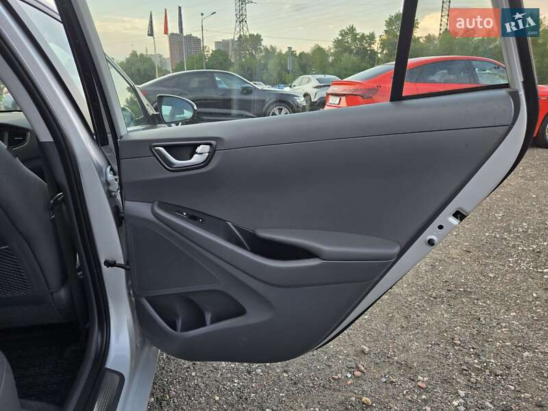Ліфтбек Hyundai Ioniq 2019 в Києві