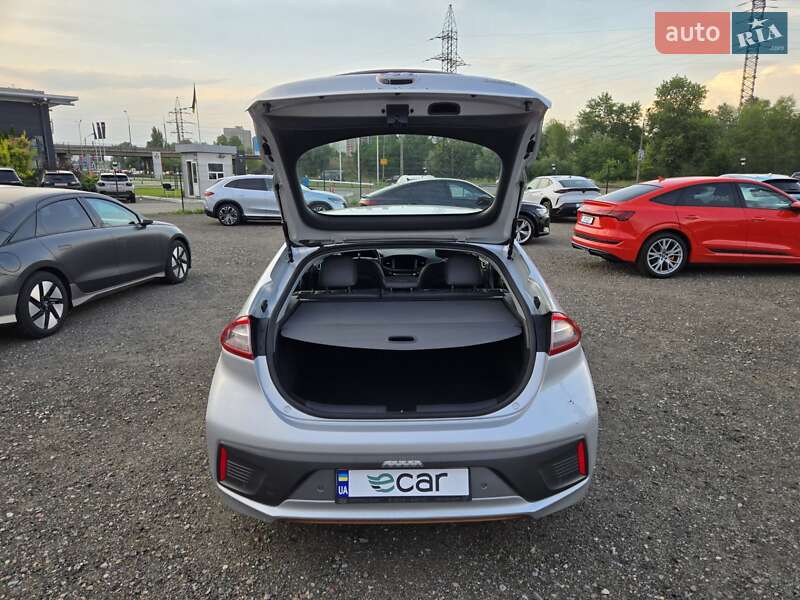 Ліфтбек Hyundai Ioniq 2019 в Києві