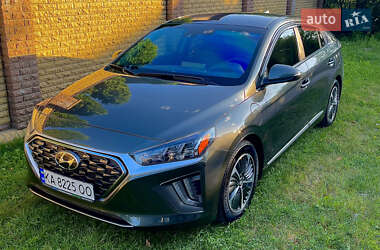 Лифтбек Hyundai Ioniq 2021 в Киеве