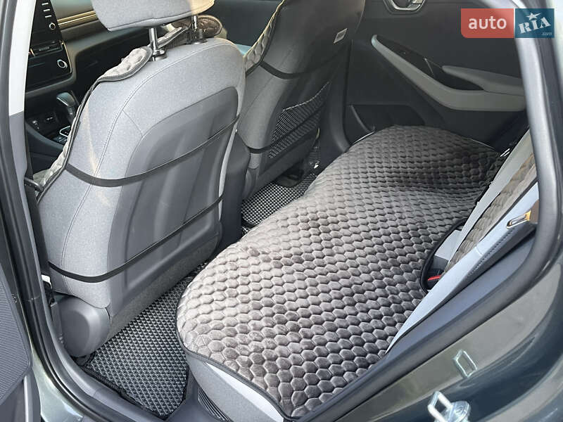 Ліфтбек Hyundai Ioniq 2021 в Києві